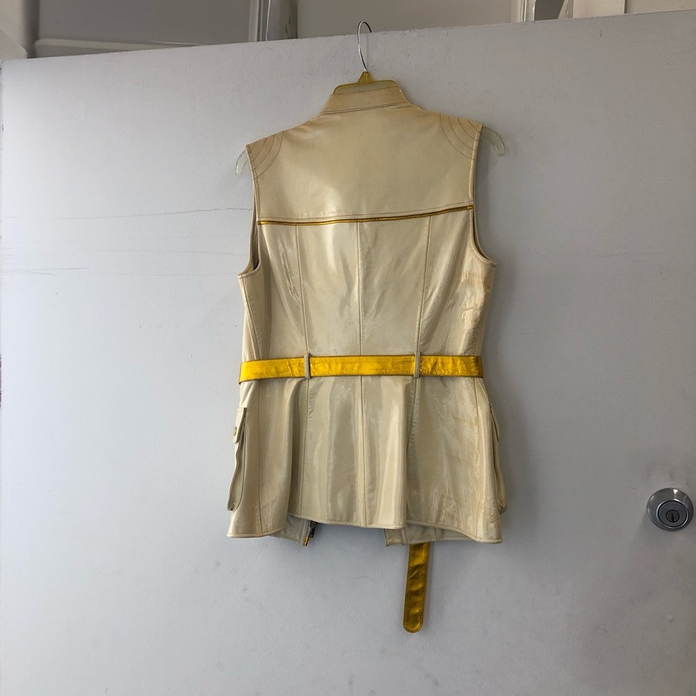 Cream vest - Picture 2 of 5